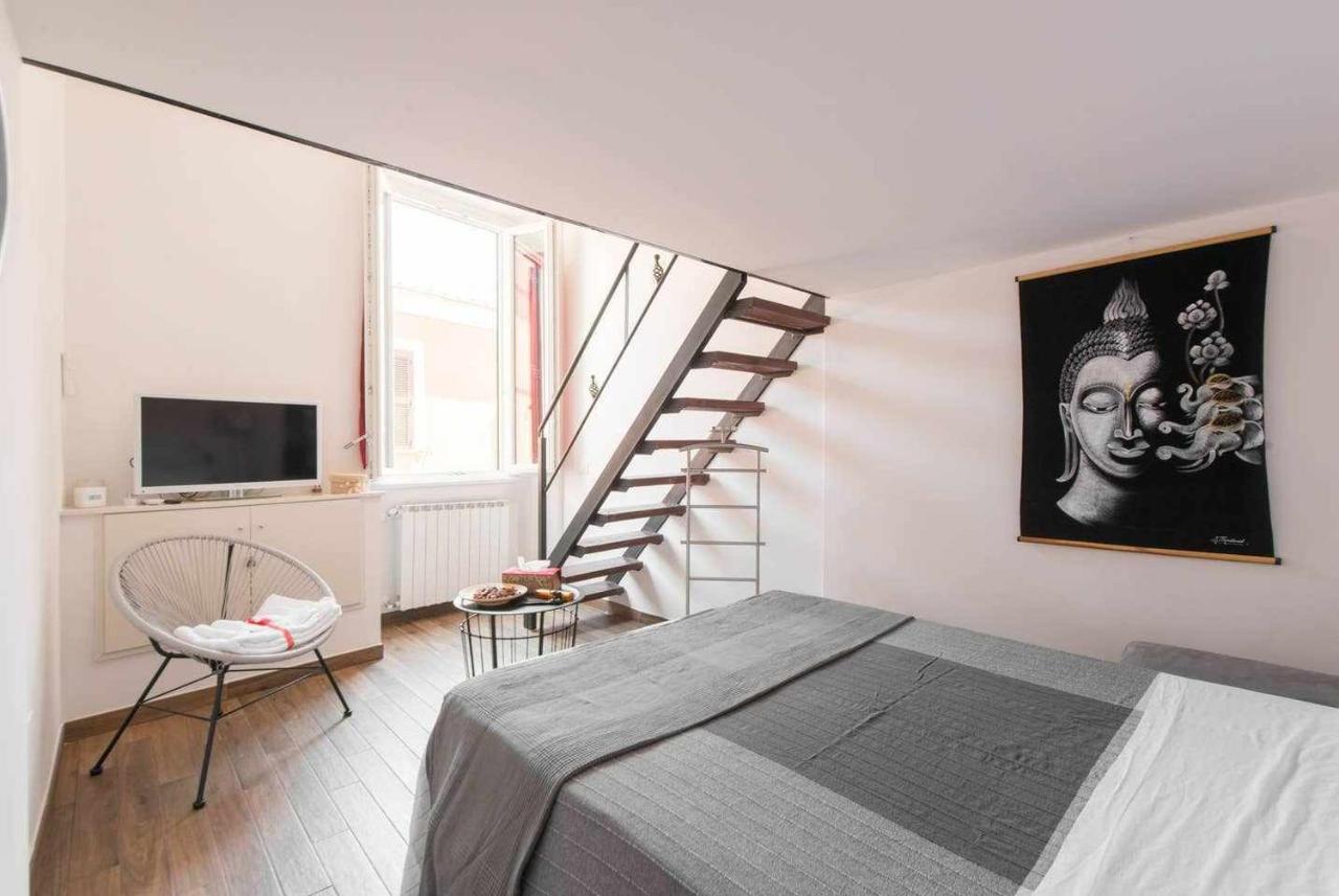 Little House In The Centre Nettuno Apartment Bagian luar foto