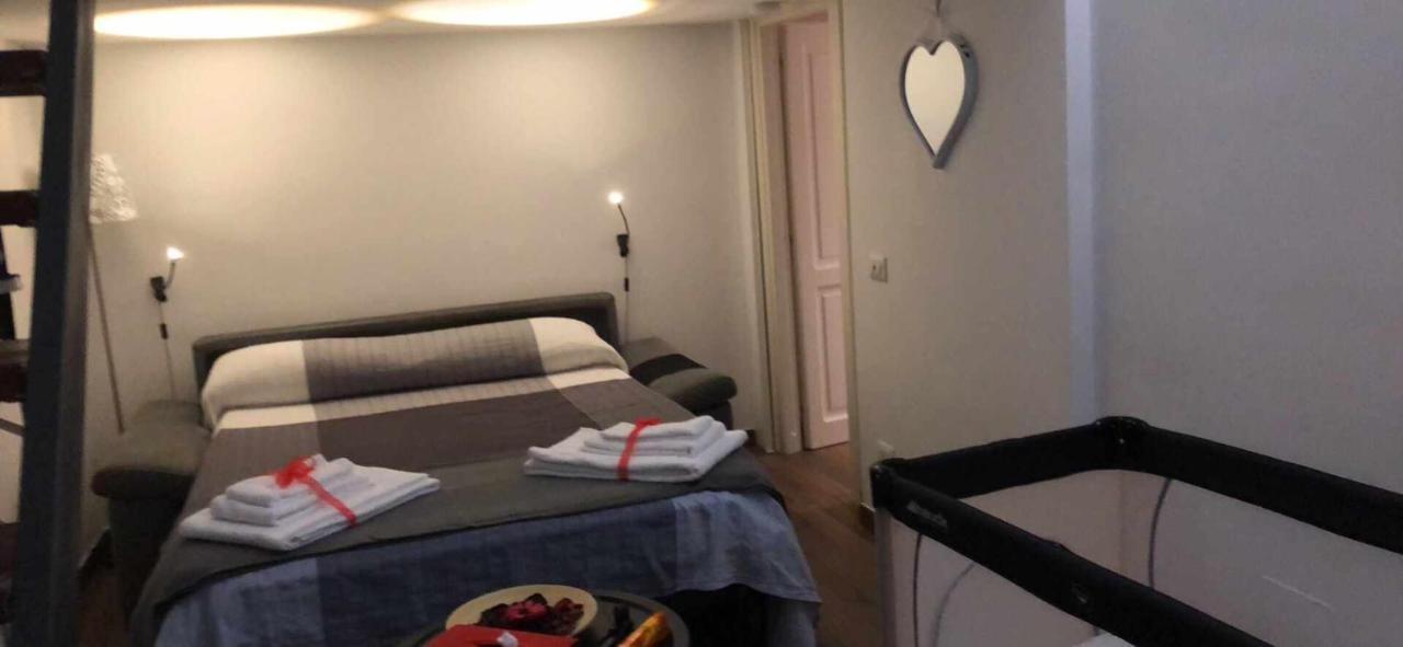 Little House In The Centre Nettuno Apartment Bagian luar foto