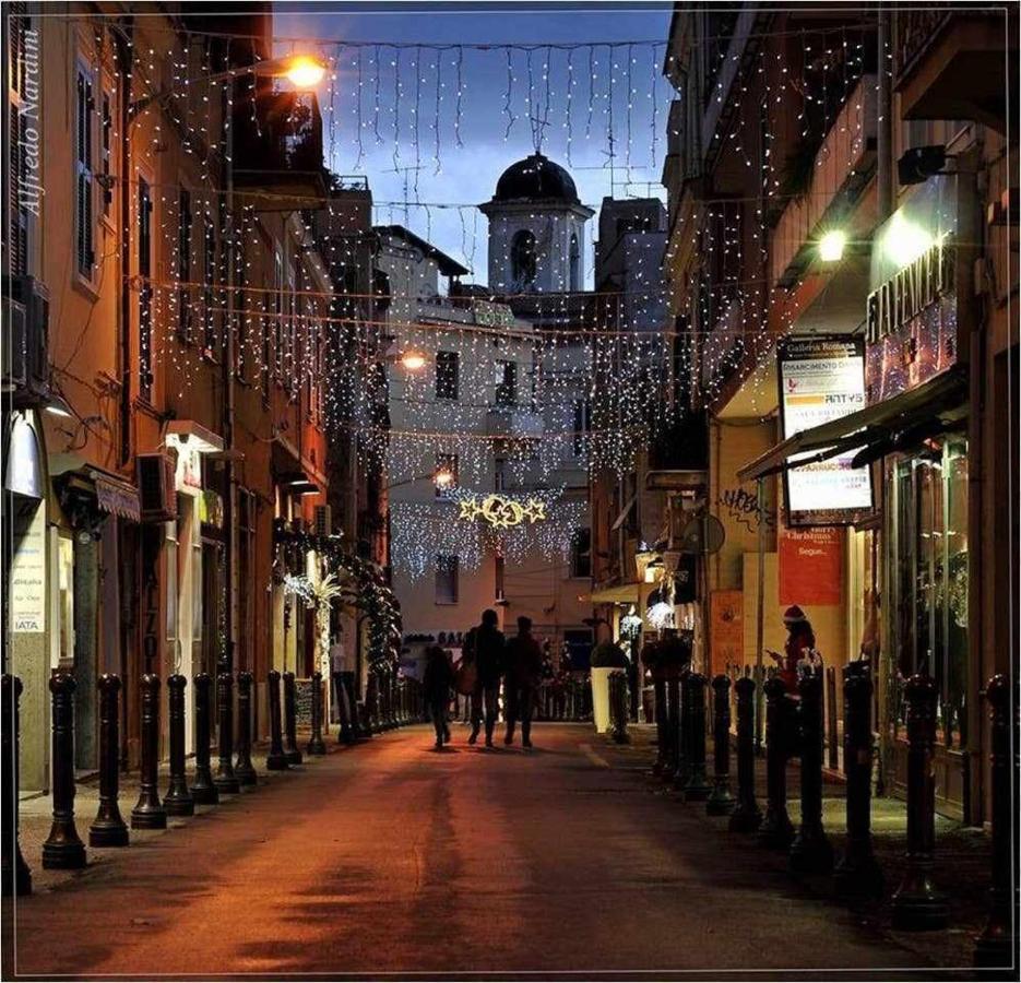 Little House In The Centre Nettuno Apartment Bagian luar foto