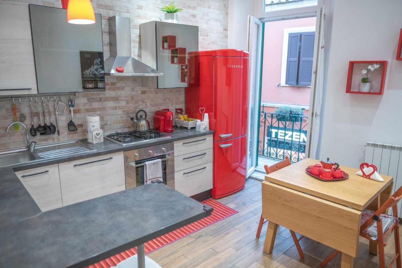 Little House In The Centre Nettuno Apartment Bagian luar foto